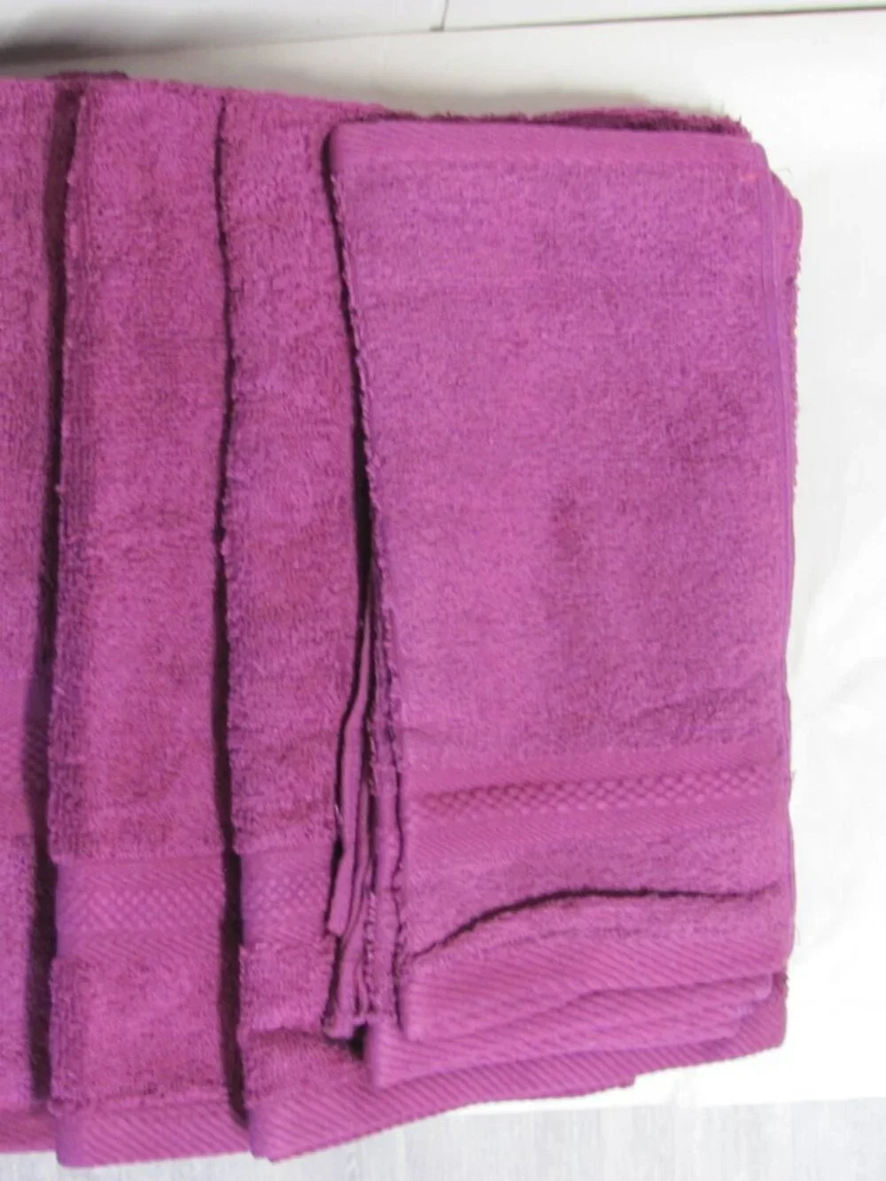 E STATION 8 PIECE DELUXE TOWEL BALE NIP